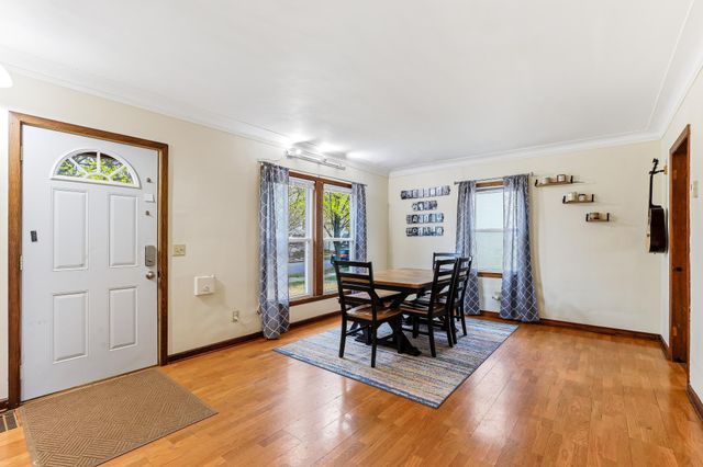 3845 Perry Avenue N, Robbinsdale, MN 55422