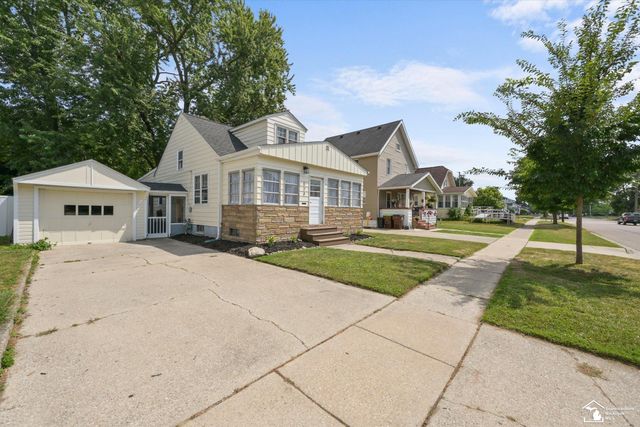 524 N Roessler Street, Monroe, MI 48162