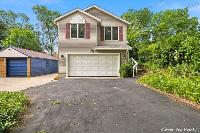 736 Halena Street Ne, City Of Grand Rapids, MI 49505