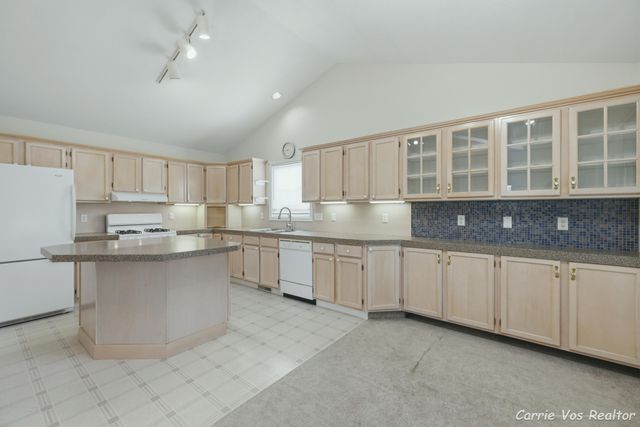 736 Halena Street Ne, City Of Grand Rapids, MI 49505