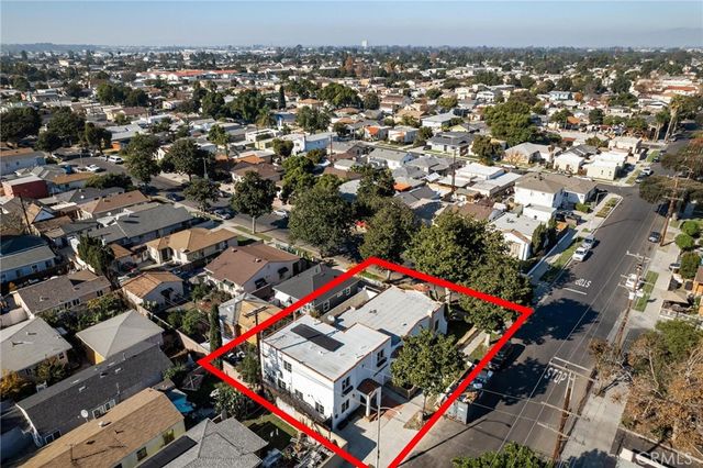 498 A E 52nd, Long Beach, CA 90805