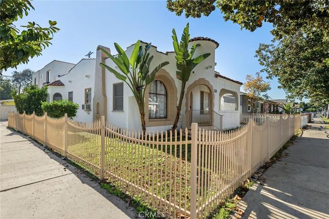 498 A E 52nd, Long Beach, CA 90805
