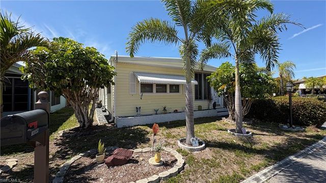 16049 Hibiscus WAY, North Fort Myers, FL 33903