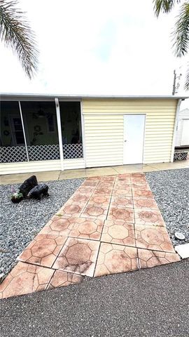 16049 Hibiscus WAY, North Fort Myers, FL 33903