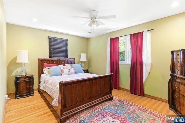 320 Horseneck Road, Fairfield, NJ 07004