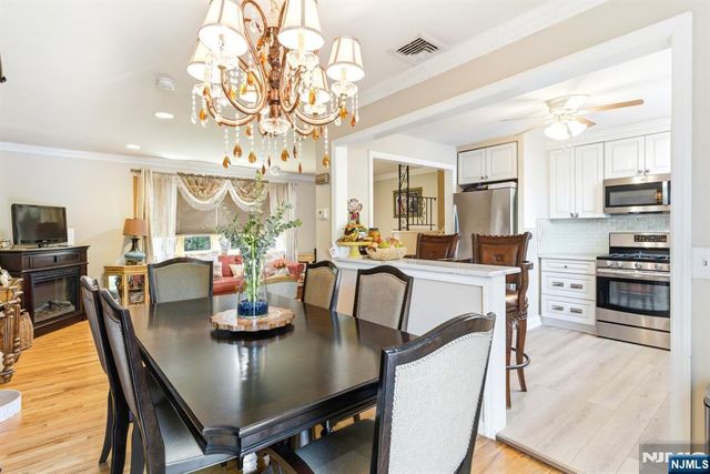320 Horseneck Road, Fairfield, NJ 07004