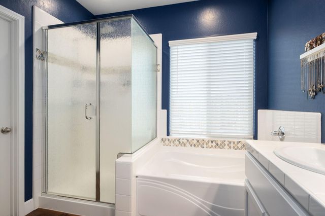 3132 S Kennedy Street, Visalia, CA 93292