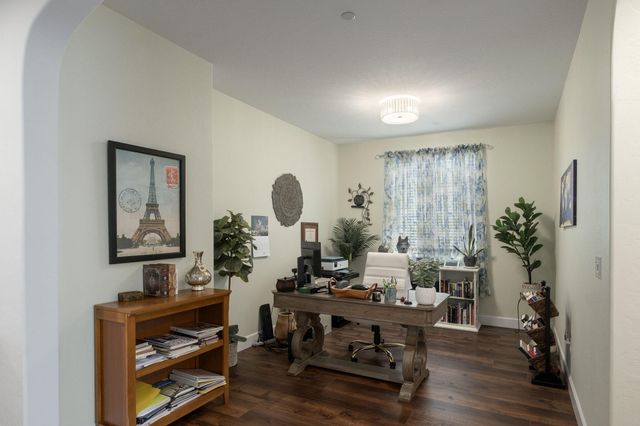 3132 S Kennedy Street, Visalia, CA 93292