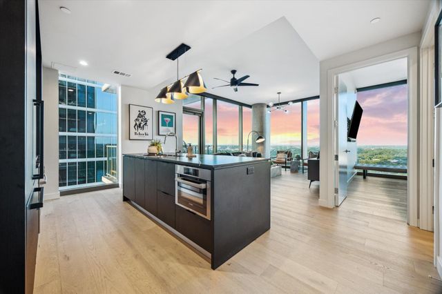 44 East Ave 1607, Austin, TX 78701