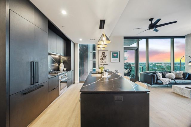 44 East Ave 1607, Austin, TX 78701