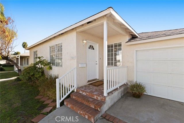 17414 Burma Street, Encino (los Angeles), CA 91316