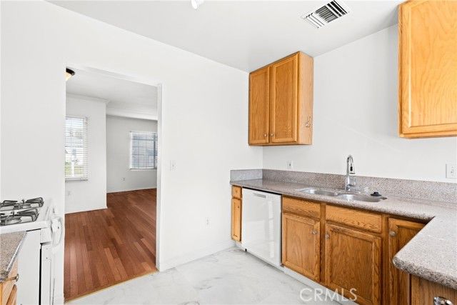 17414 Burma Street, Encino (los Angeles), CA 91316