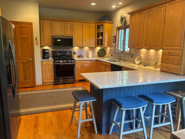 2S590 Seraph Holmes Court, Warrenville, IL 60555