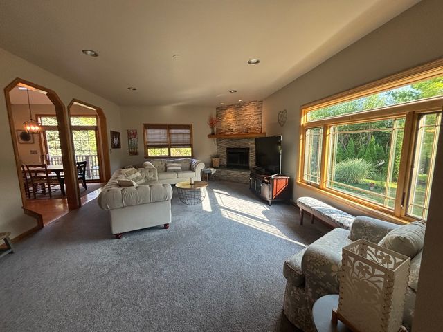 2S590 Seraph Holmes Court, Warrenville, IL 60555