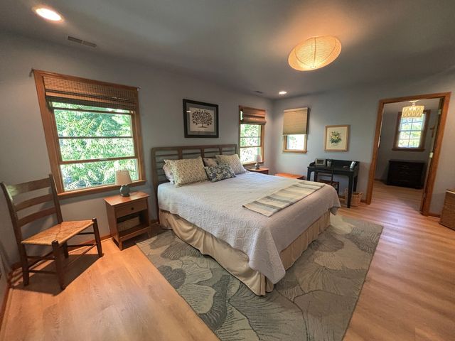 2S590 Seraph Holmes Court, Warrenville, IL 60555