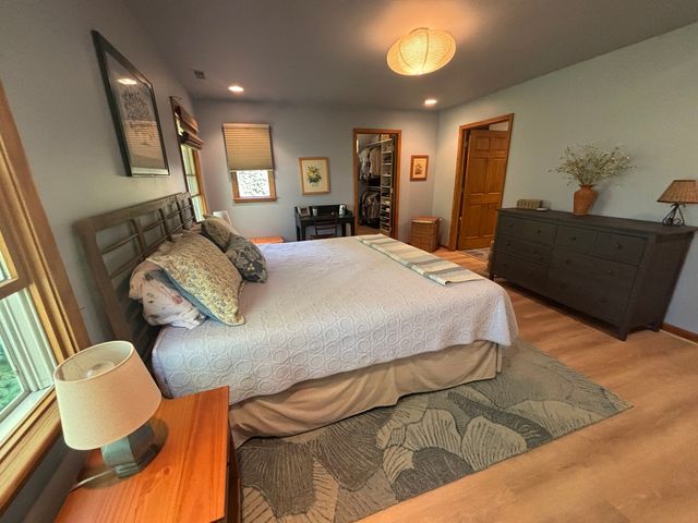 2S590 Seraph Holmes Court, Warrenville, IL 60555