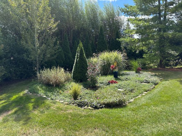 2S590 Seraph Holmes Court, Warrenville, IL 60555