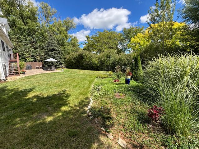 2S590 Seraph Holmes Court, Warrenville, IL 60555