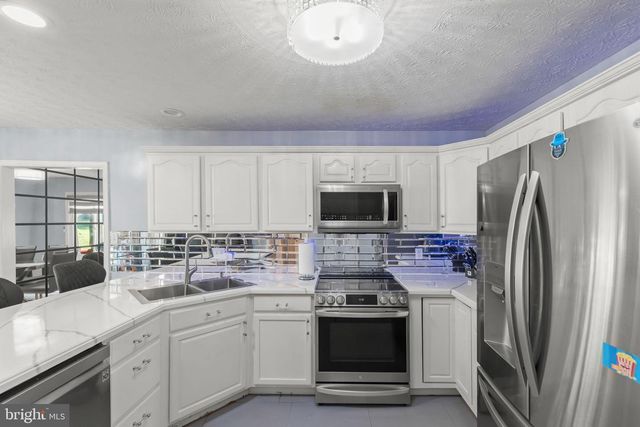 288 LAUCK DR, Winchester, VA 22603