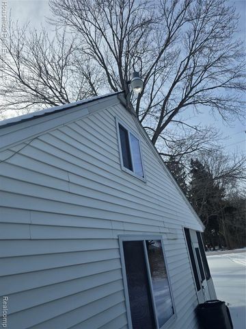 4080 Parker Road, Fort Gratiot, MI 48059