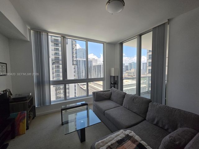 300 S Biscayne Blvd 2311, Miami, FL 33131