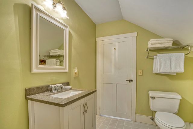 499 Andover Road, New London, NH 03257