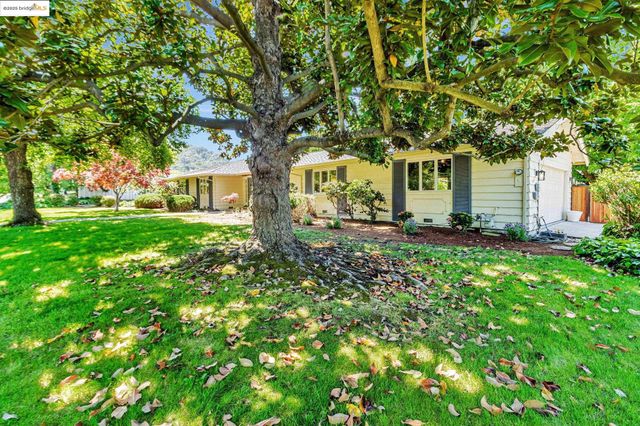 545 Silverado Dr, Lafayette, CA 94549