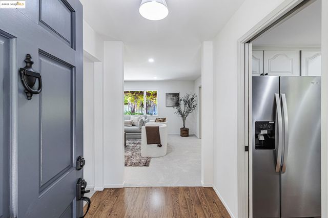 545 Silverado Dr, Lafayette, CA 94549