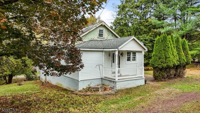 31 Stover Ave, Milford Boro, NJ 08848
