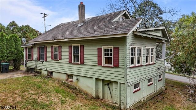 31 Stover Ave, Milford Boro, NJ 08848