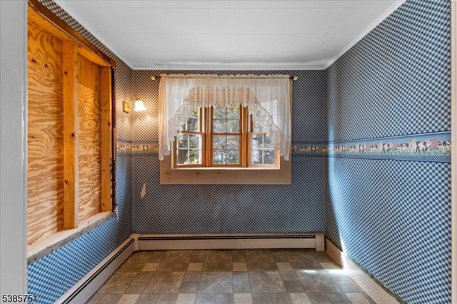 31 Stover Ave, Milford Boro, NJ 08848