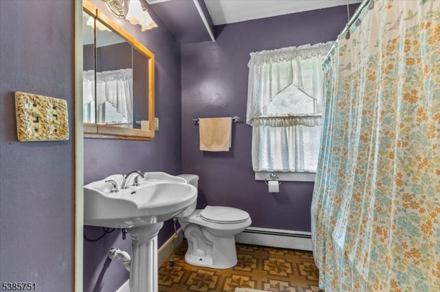 31 Stover Ave, Milford Boro, NJ 08848