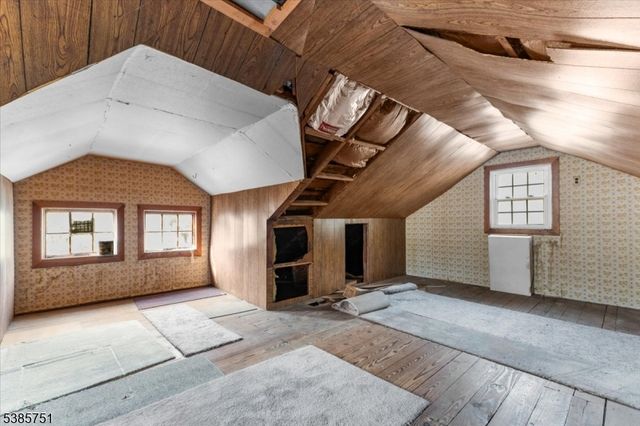 31 Stover Ave, Milford Boro, NJ 08848