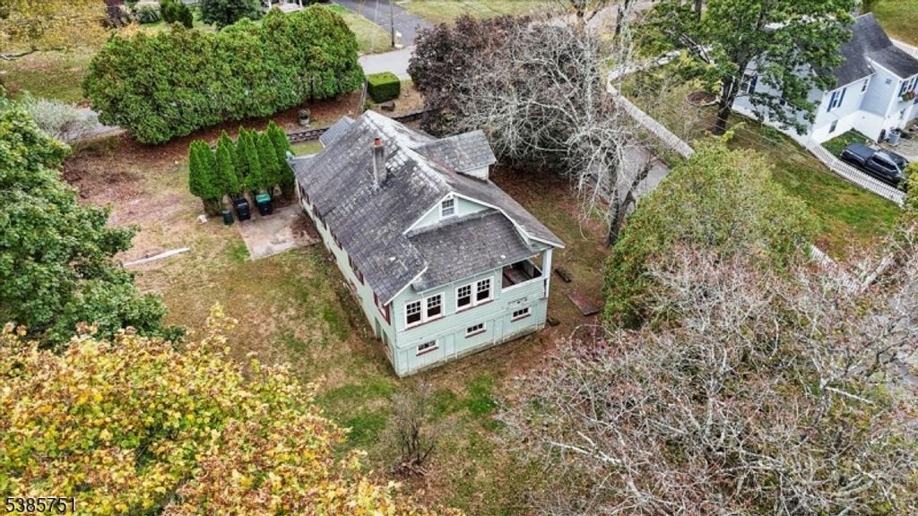 31 Stover Ave, Milford Boro, NJ 08848