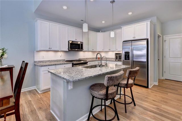 5221 Twilight CT, Toano, VA 23168