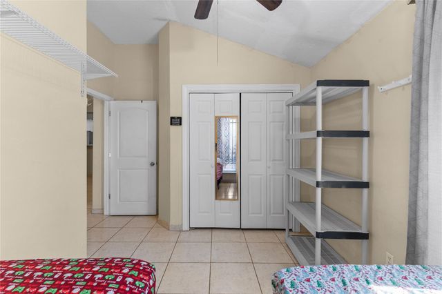 6917 Palestine Street, Houston, TX 77020
