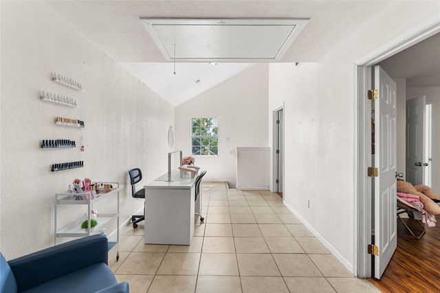 6917 Palestine Street, Houston, TX 77020