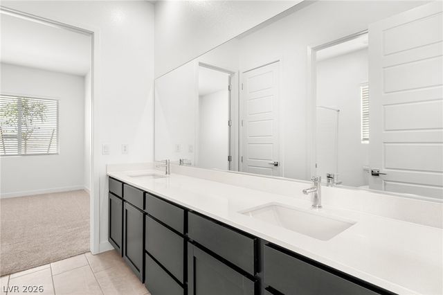 10142 Diana Summit Street, Las Vegas, NV 89143