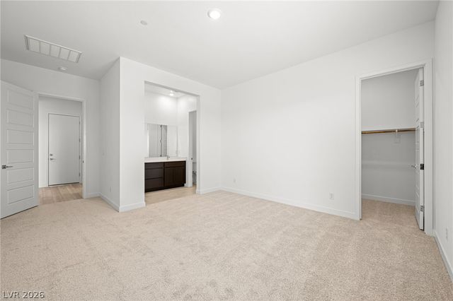 10142 Diana Summit Street, Las Vegas, NV 89143