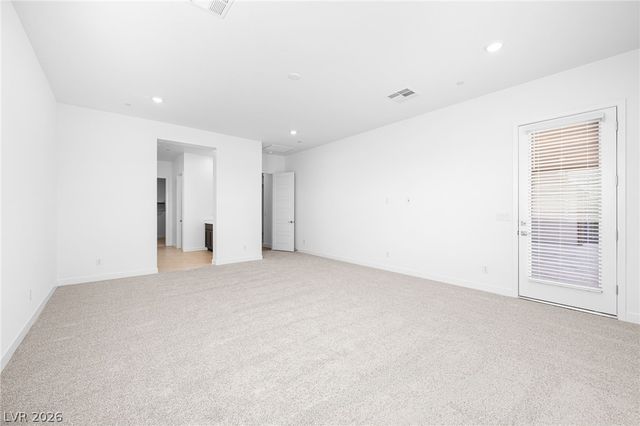 10142 Diana Summit Street, Las Vegas, NV 89143