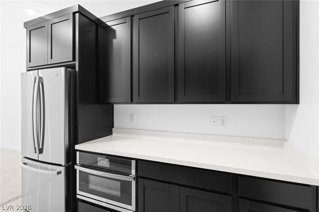 10142 Diana Summit Street, Las Vegas, NV 89143
