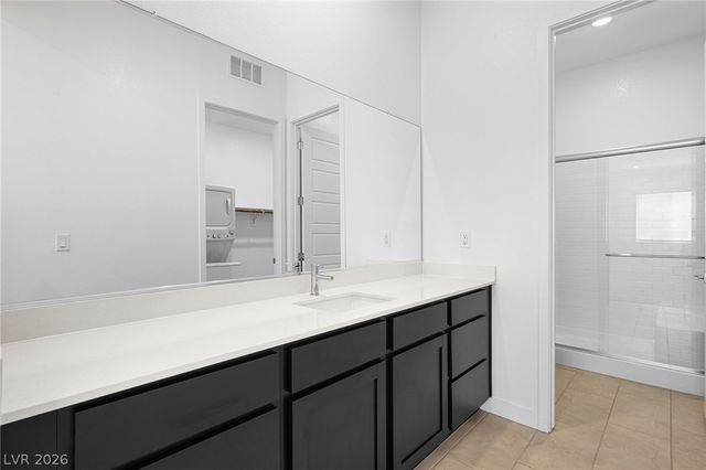 10142 Diana Summit Street, Las Vegas, NV 89143
