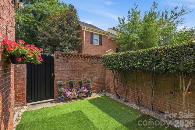510 N Poplar Street C, Charlotte, NC 28202