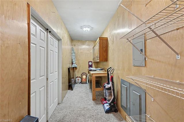 1801 Dantzler Drive, High Point, NC 27265