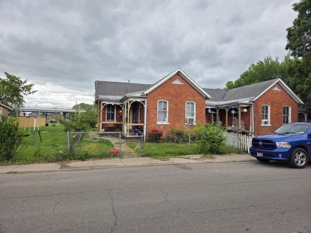380 E 2nd Street, Chillicothe, OH 45601
