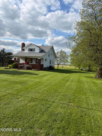 4136 Latcha Road, Millbury, OH 43447