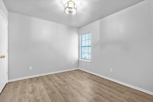 1922 Saint Louis Avenue, Fort Worth, TX 76110