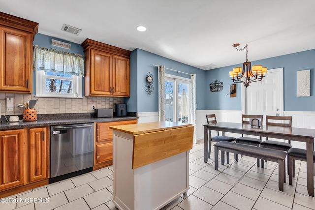 26 Bayberry Drive, Lanoka Harbor, NJ 08734