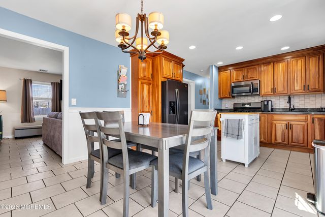 26 Bayberry Drive, Lanoka Harbor, NJ 08734