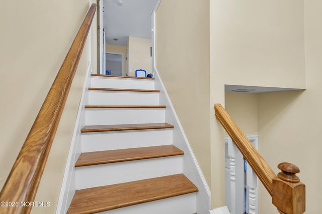 26 Bayberry Drive, Lanoka Harbor, NJ 08734